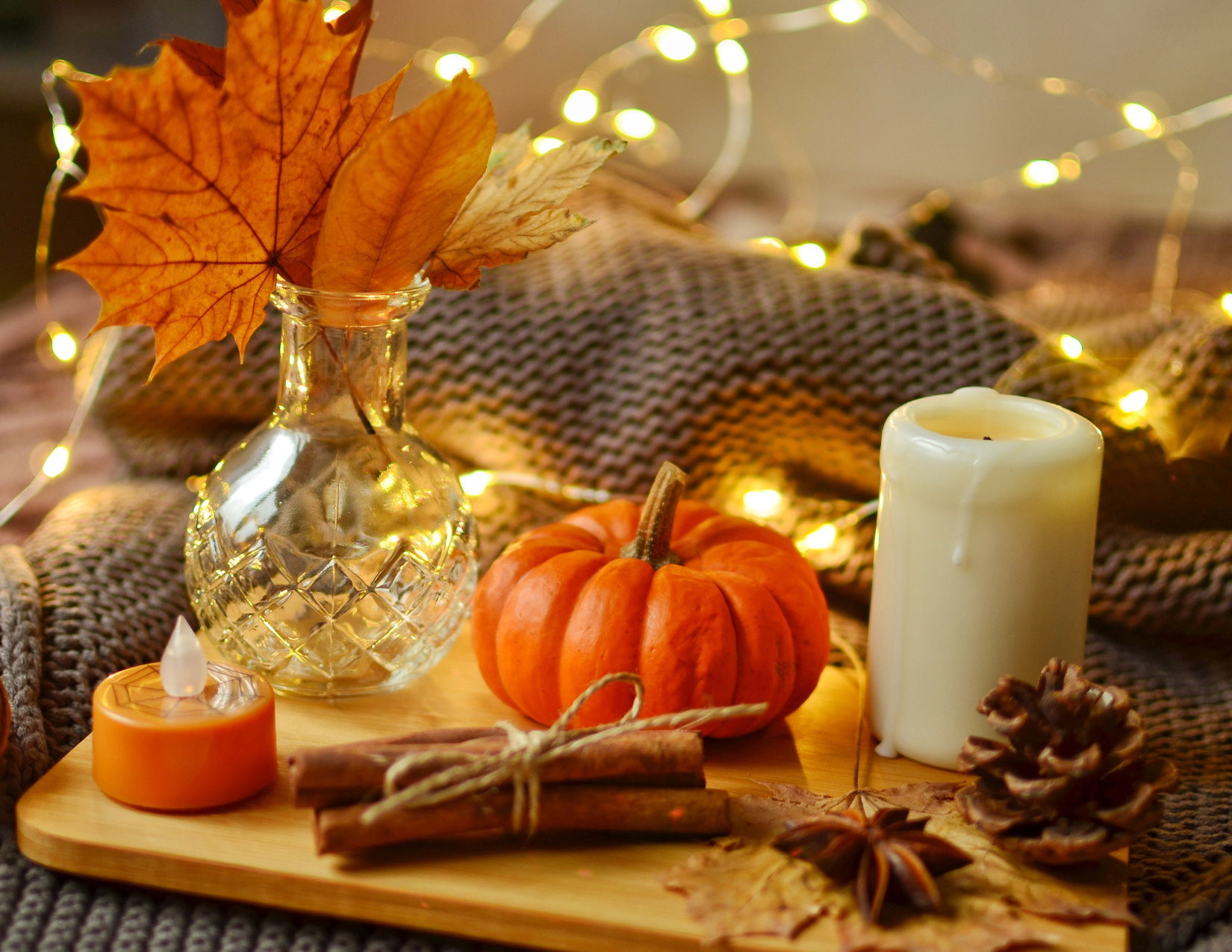 cozy fall decor.png